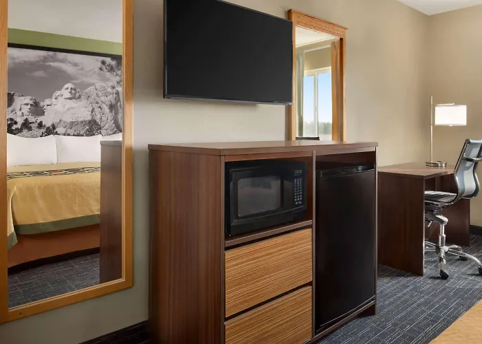 Super 8 By Wyndham Sioux Falls