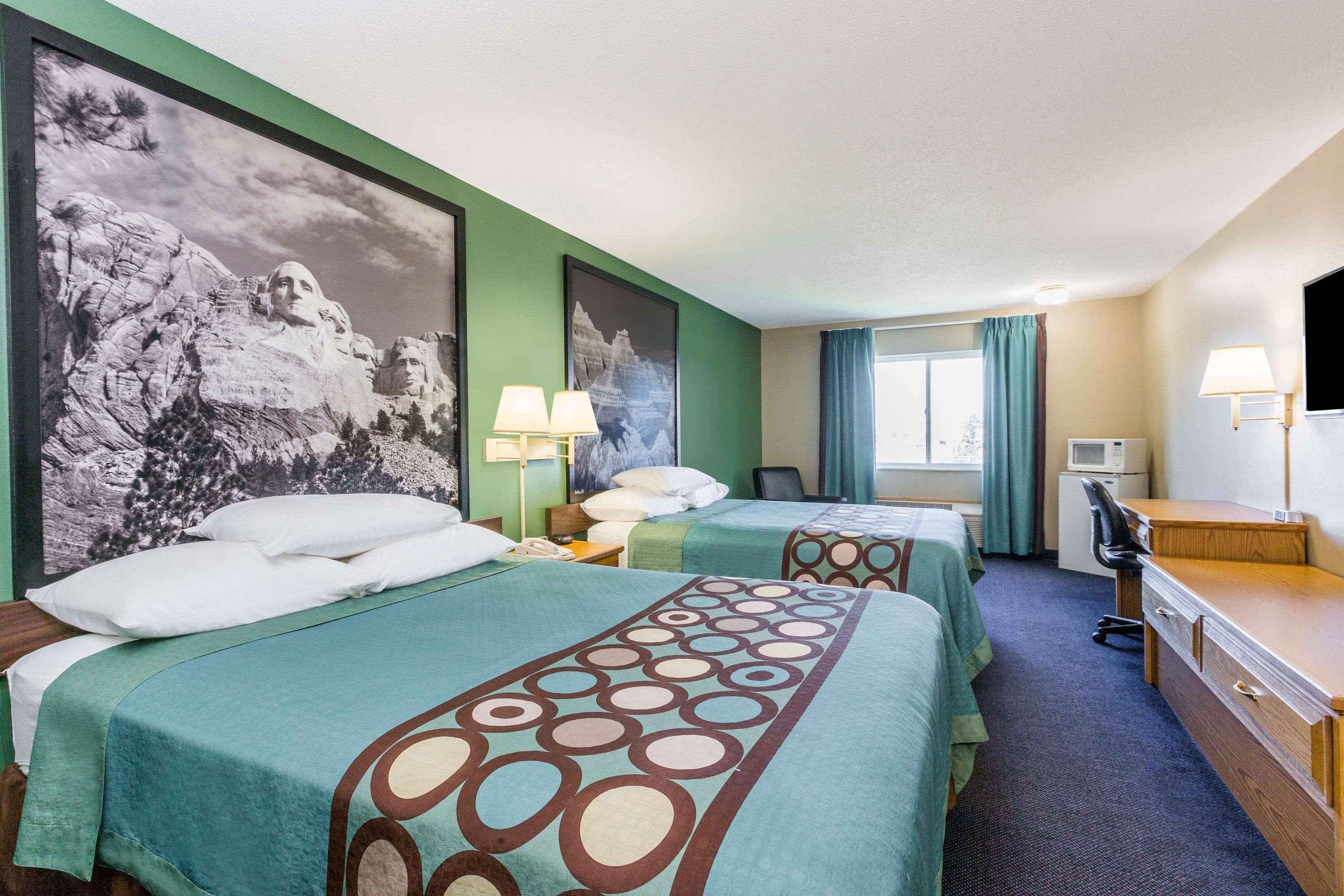 Super 8 By Wyndham 2*