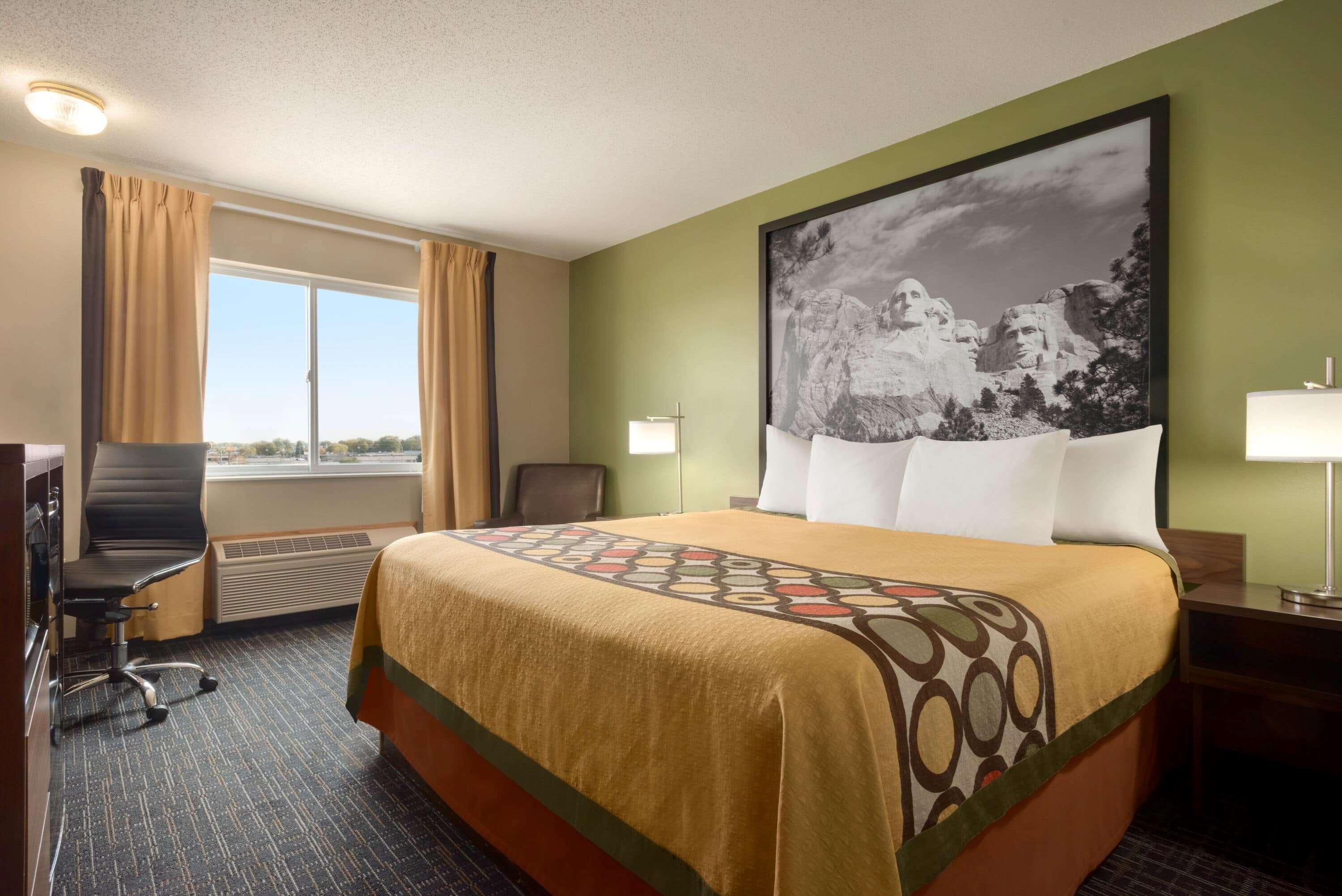 Hotel Super 8 By Wyndham 2*