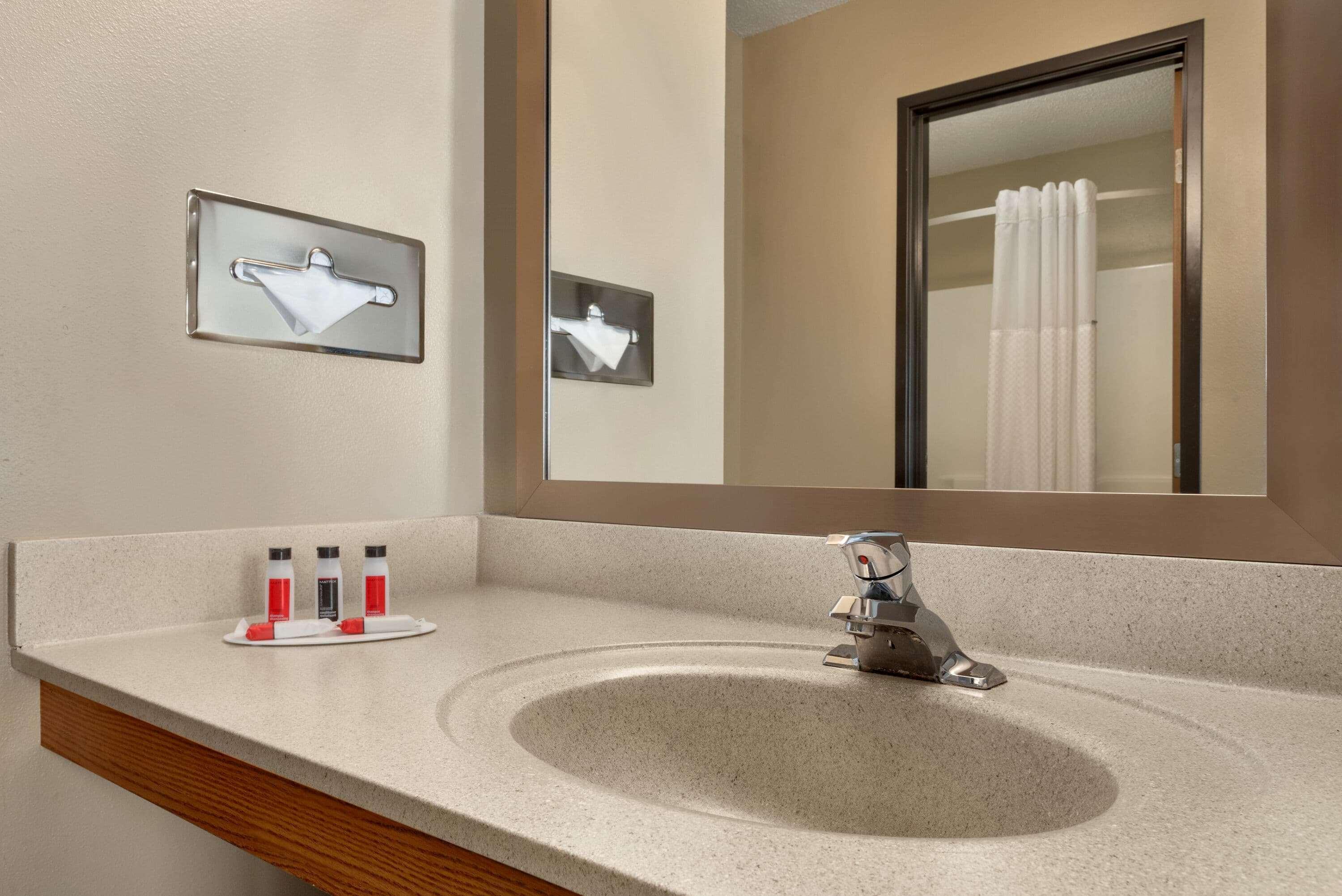 Super 8 By Wyndham Hotel